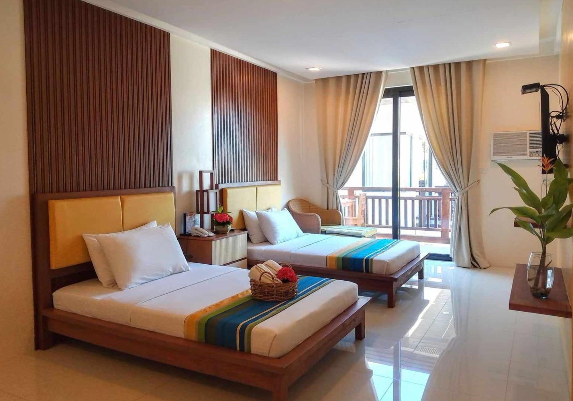 Puerto Del Sol Beach Resort And Hotel Club Bolinao Pangasinan Dış mekan fotoğraf