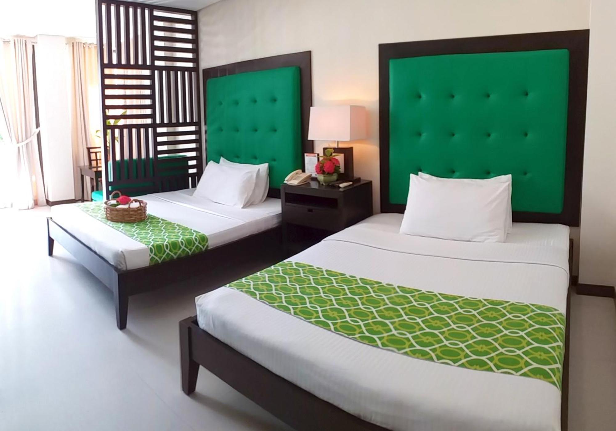 Puerto Del Sol Beach Resort And Hotel Club Bolinao Pangasinan Dış mekan fotoğraf