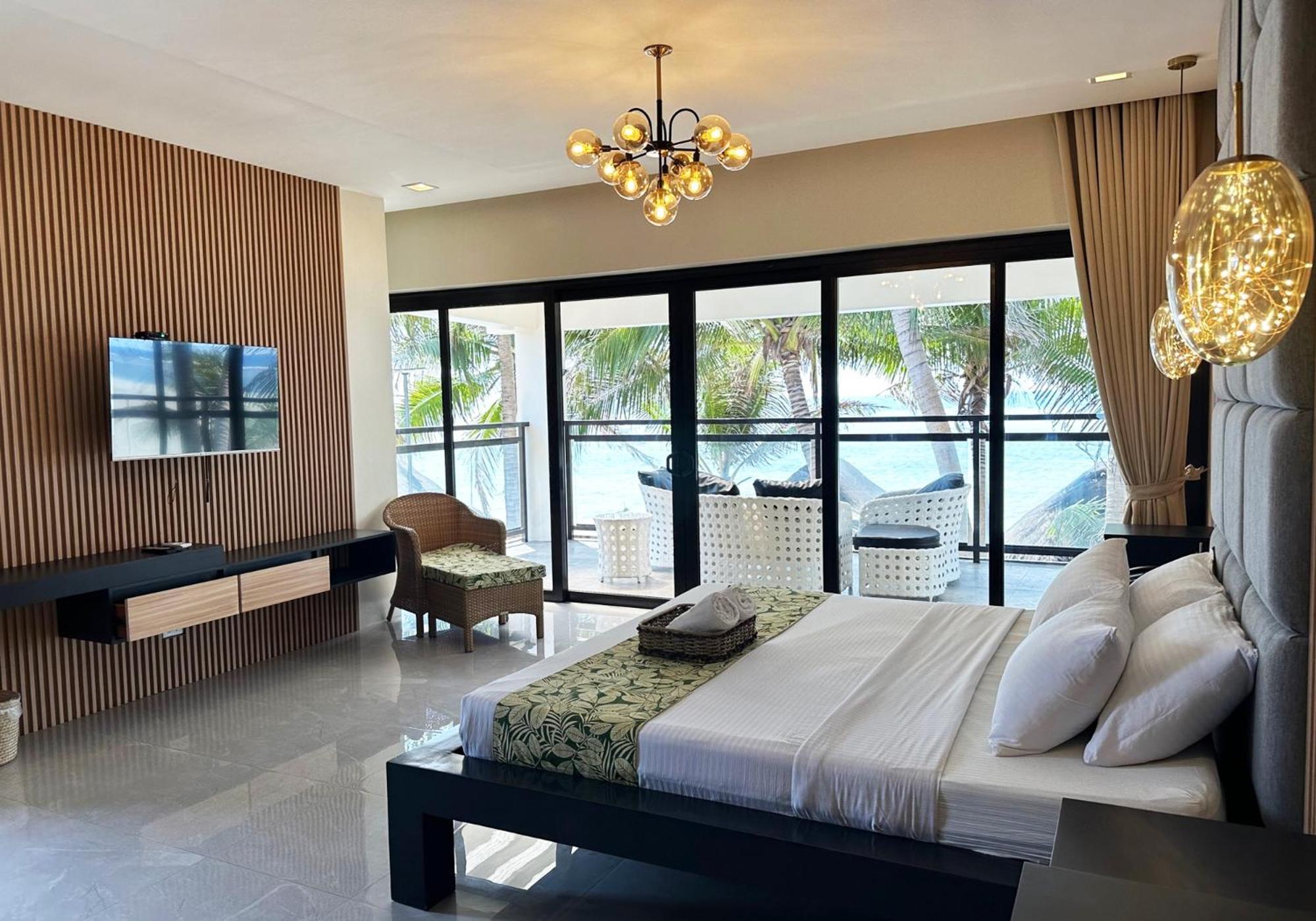 Puerto Del Sol Beach Resort And Hotel Club Bolinao Pangasinan Dış mekan fotoğraf