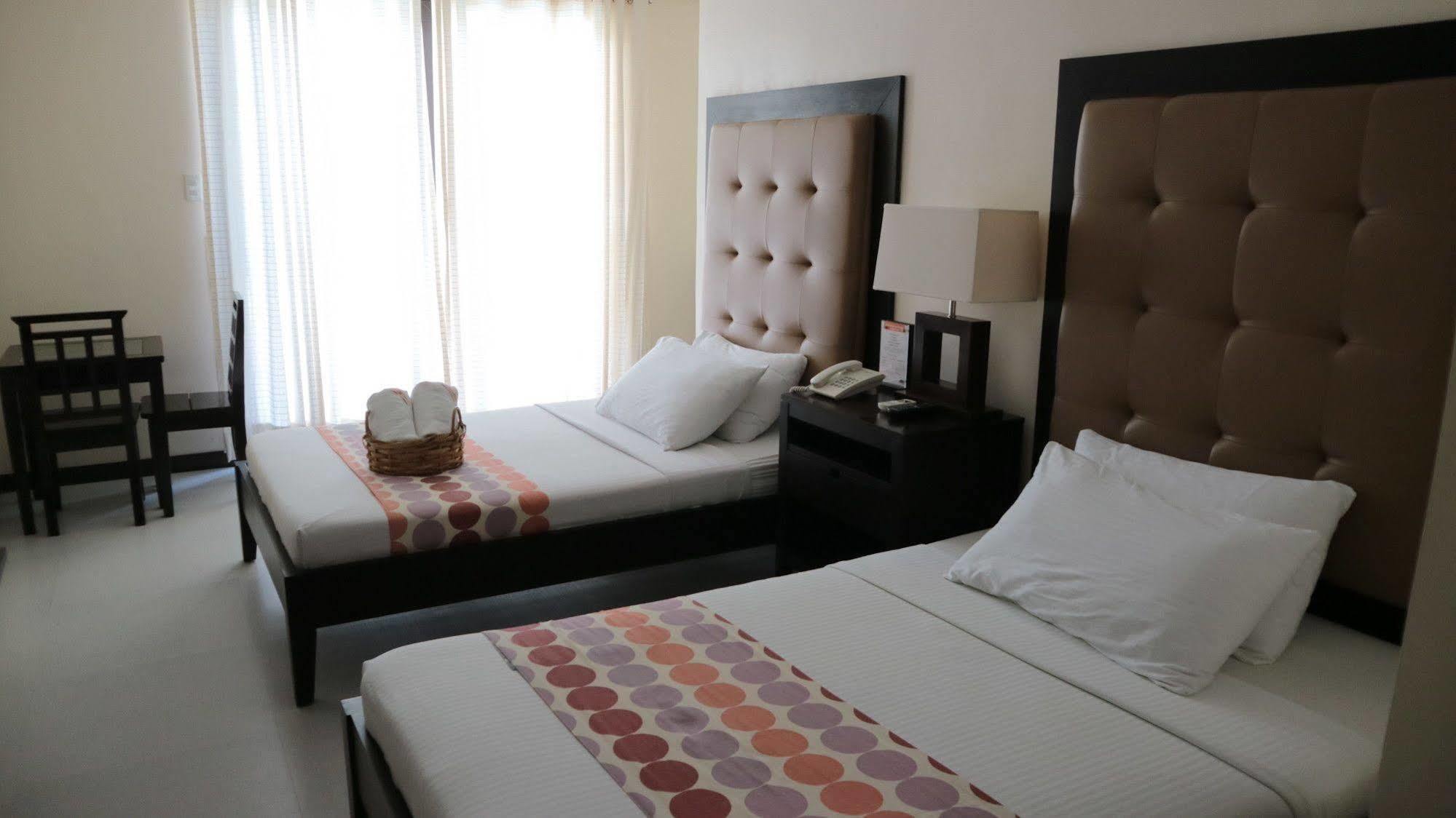 Puerto Del Sol Beach Resort And Hotel Club Bolinao Pangasinan Dış mekan fotoğraf
