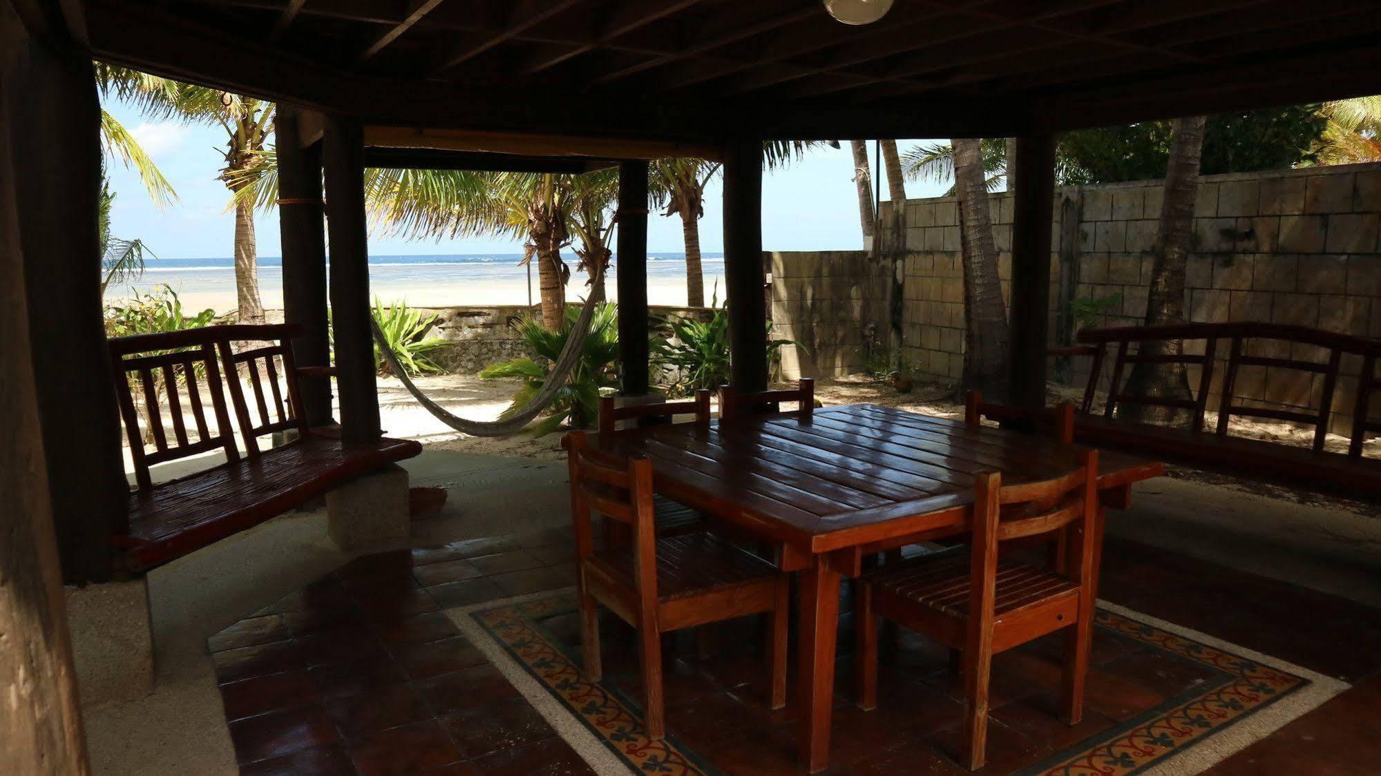 Puerto Del Sol Beach Resort And Hotel Club Bolinao Pangasinan Dış mekan fotoğraf